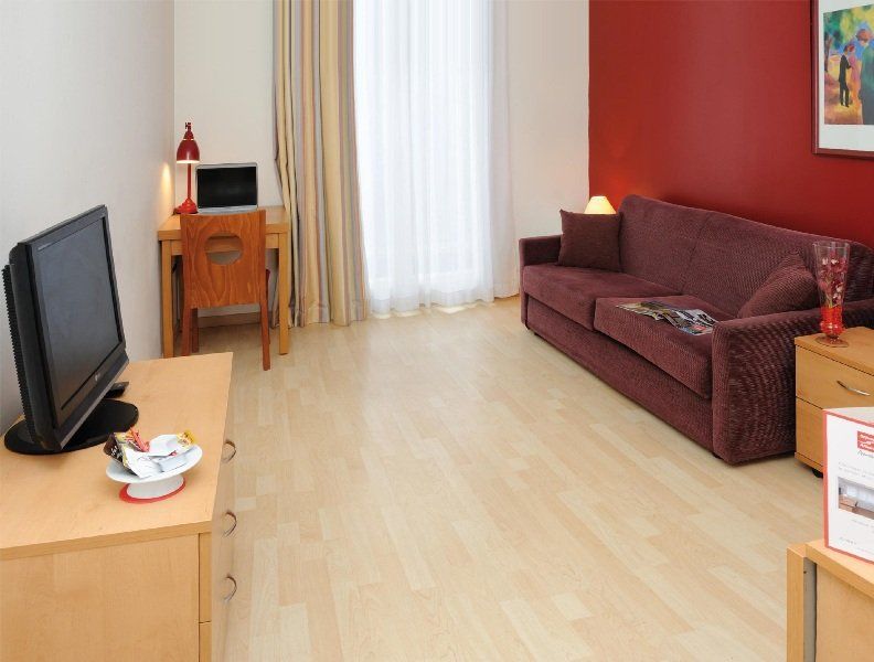 Sejours & Affaires Creteil Le Magistere Aparthotel Exterior photo